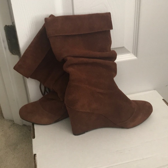 Fringe boots - Picture 2 of 3